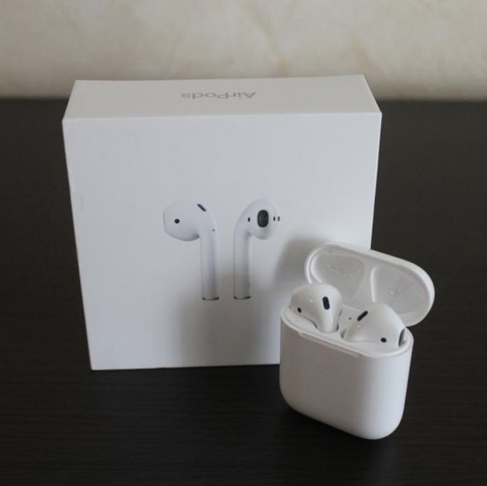 Apple air pods